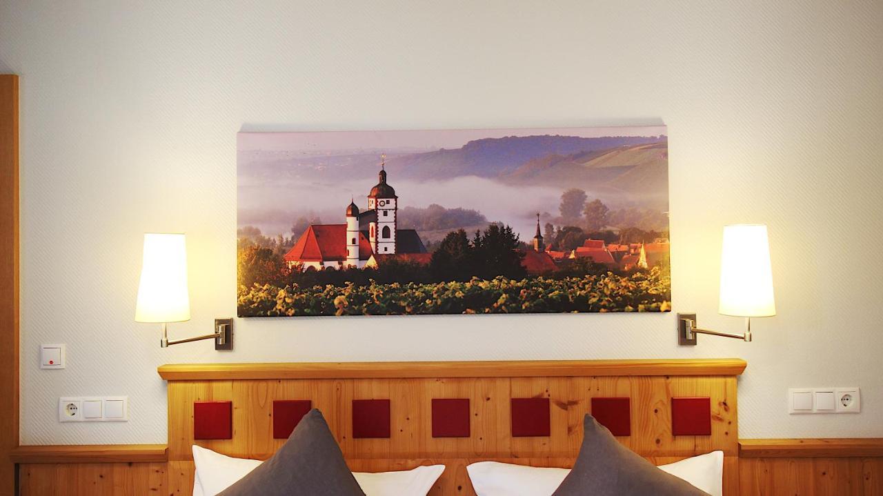Aparthotel Alte Schmiede Dettelbach Exterior photo